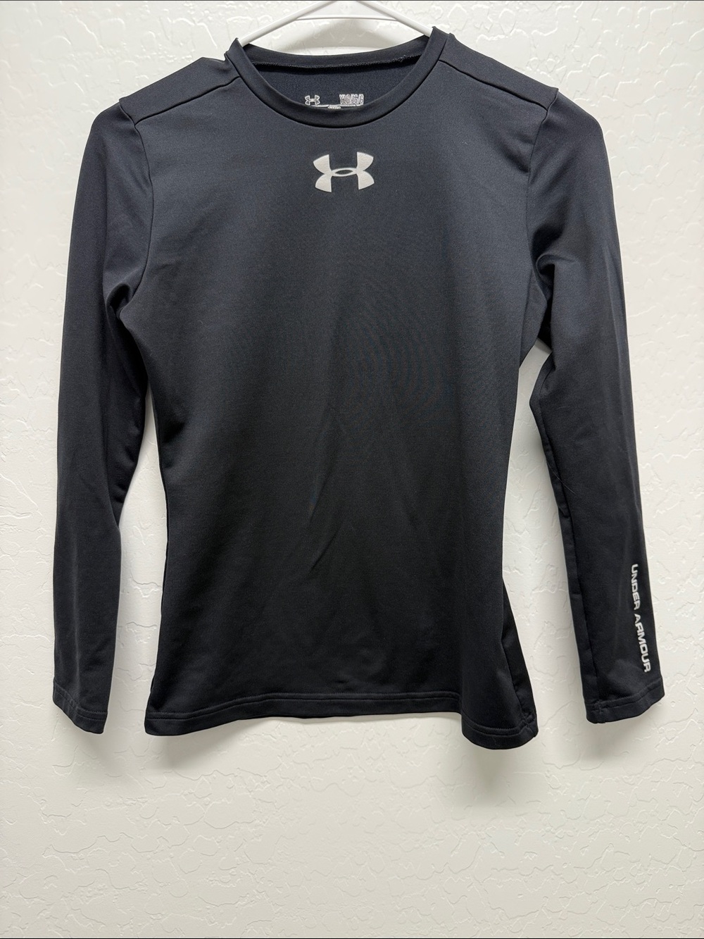 Under Armour Black Long-Sleeve